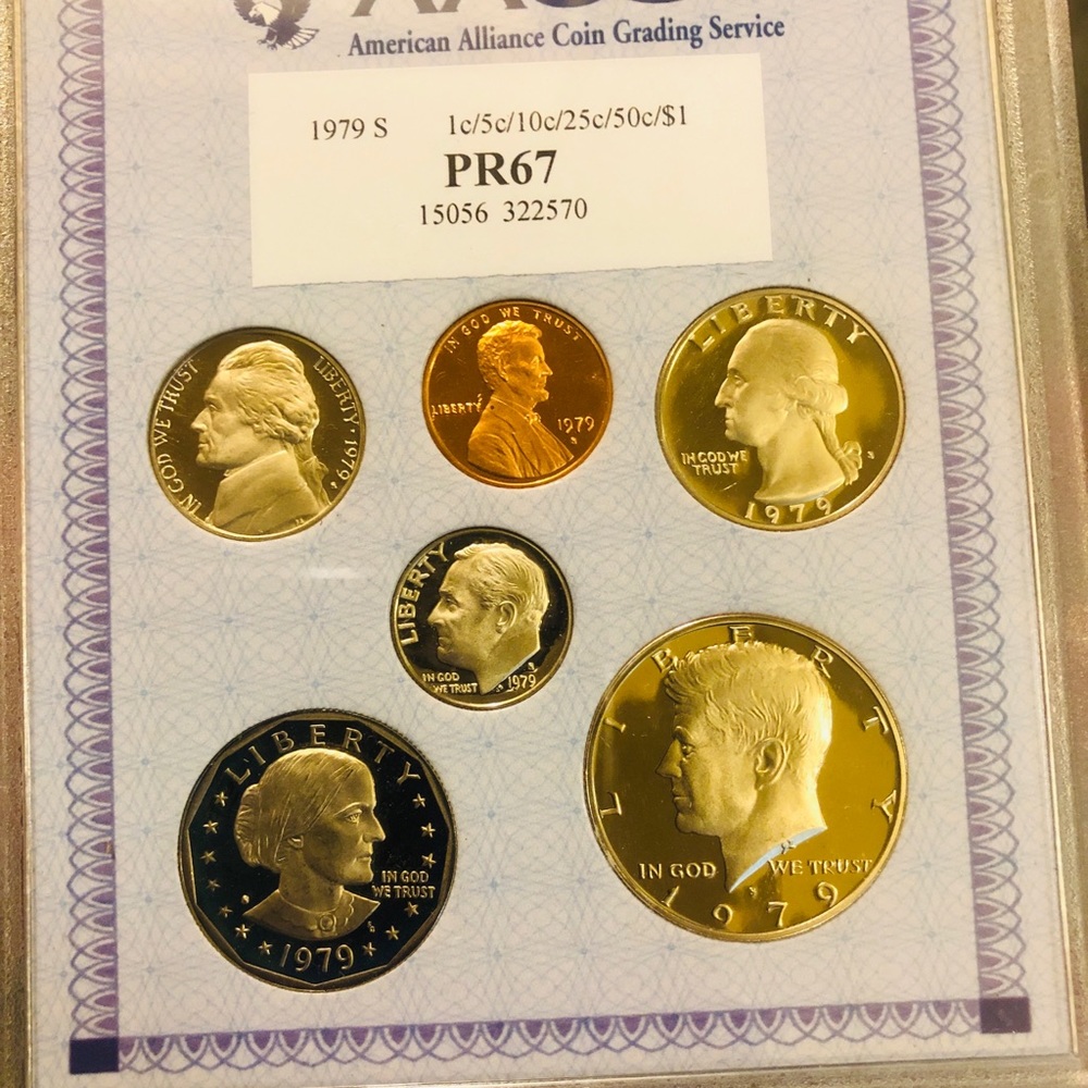 1979 S proof set grades MS 67. Very beautiful coins to add to any collection.
